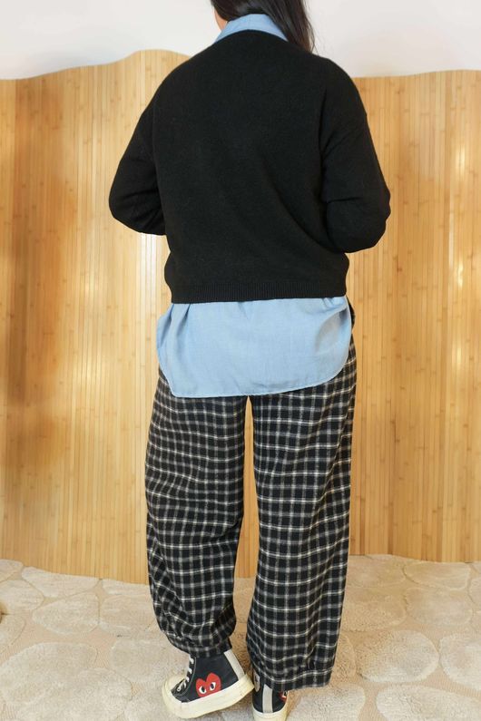 Elle Crew Knit Black